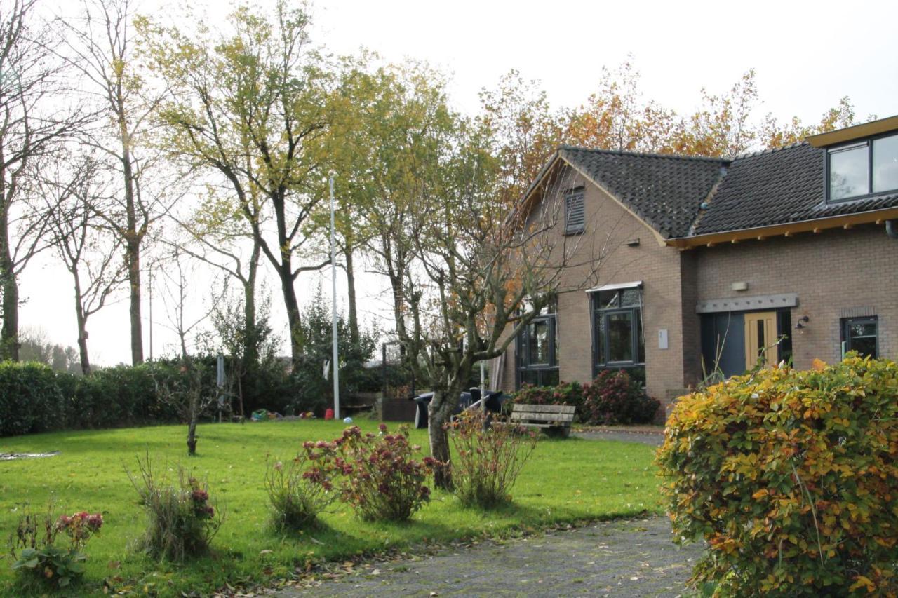 Het Lokaal Bed & Breakfast Cornjum Exterior foto